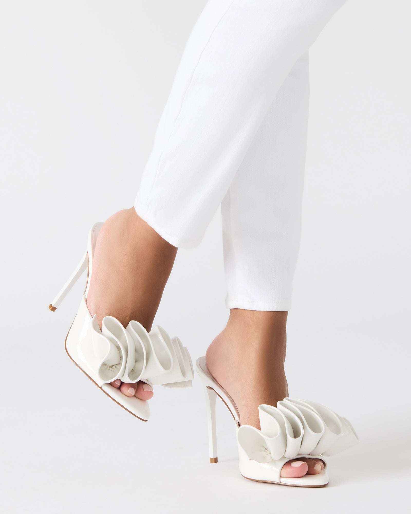 AFFINITY WHITE PATENT